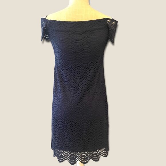 Lilly Pulitzer | EUC Navy Jade Off The Shoulder Dress  Size Small - Picture 3 of 16